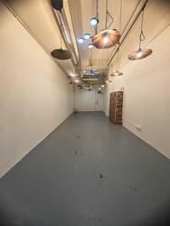 East Village (D16), Retail #565834101